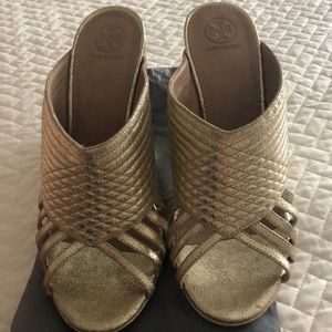 Tory Burch Metallic Leather High Heel New Size 10